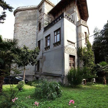 Apartment In The Top Center Of Old Town Pula Exterior photo